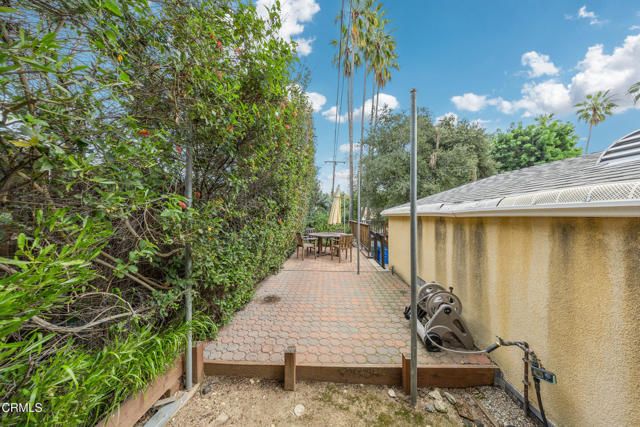 391 E Highland Avenue, Sierra Madre, CA 91024