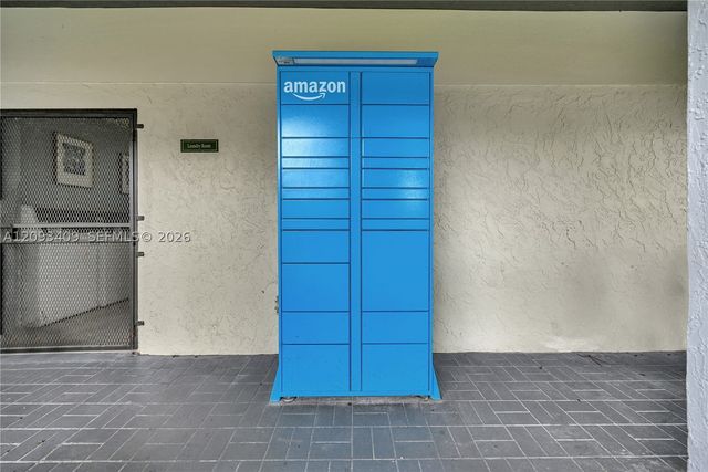 7550 Stirling Rd B306, Davie, FL 33024