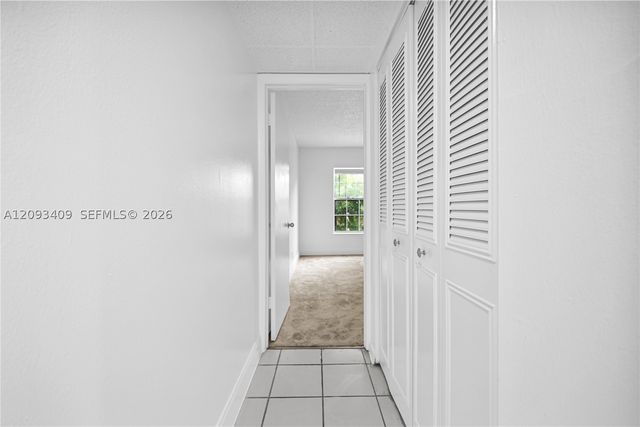 7550 Stirling Rd B306, Davie, FL 33024