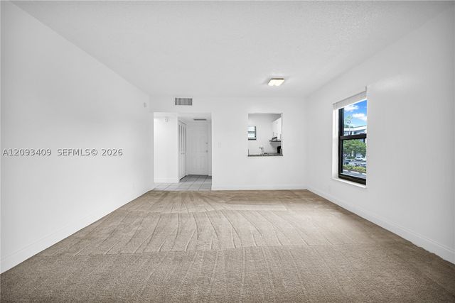 7550 Stirling Rd B306, Davie, FL 33024