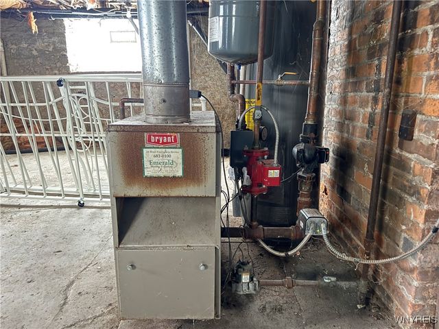 65 Hunt Avenue, Buffalo, NY 14207