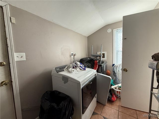 65 Hunt Avenue, Buffalo, NY 14207