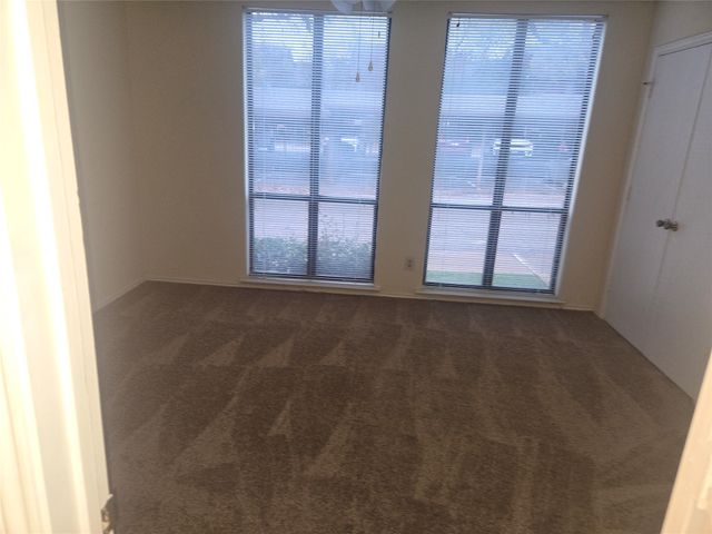 7522 HOLLY HILL 5, Dallas, TX 75231