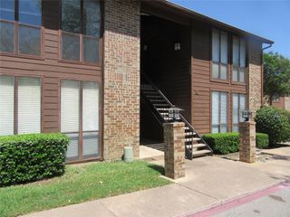 7522 HOLLY HILL 5, Dallas, TX 75231