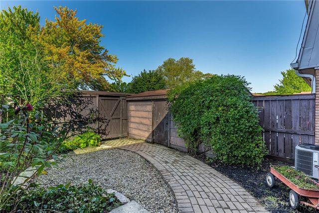 2113 Wellington Court, Fairborn, OH 45324