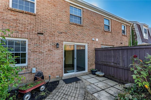 2113 Wellington Court, Fairborn, OH 45324