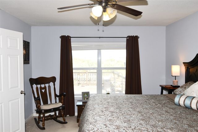 215 Dodge City Trail, Newark, TX 76071