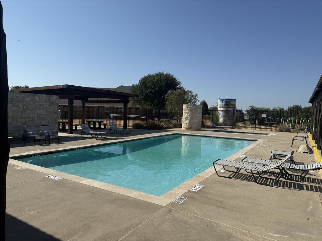 215 Dodge City Trail, Newark, TX 76071 — photo 3