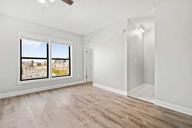 4520 N CLARENDON Avenue 708, Chicago, IL 60640