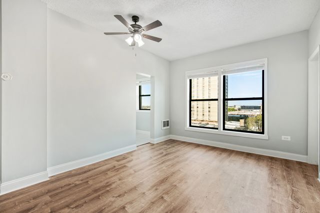 4520 N CLARENDON Avenue 708, Chicago, IL 60640