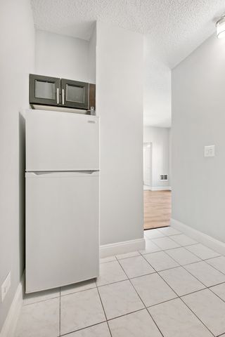 4520 N CLARENDON Avenue 708, Chicago, IL 60640