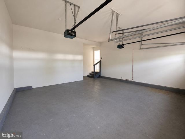 2048 MILLER AVE, Millville, NJ 08332