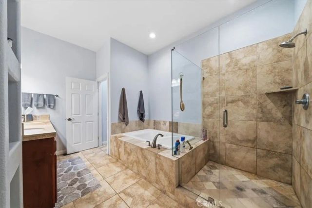 27312 Little Bear, Lake Arrowhead, CA 92317