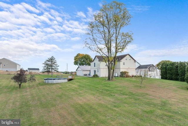 1772 MAHONING DR W, Lehighton, PA 18235