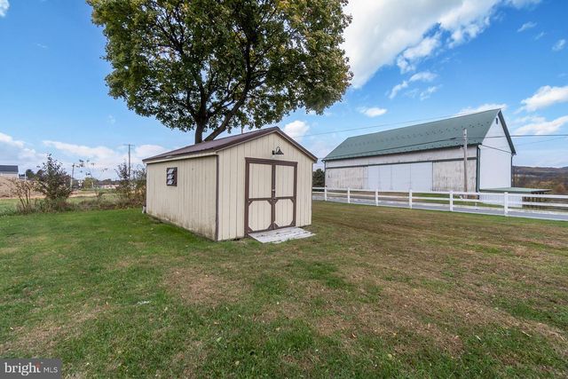 1772 MAHONING DR W, Lehighton, PA 18235