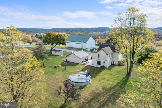 1772 MAHONING DR W, Lehighton, PA 18235