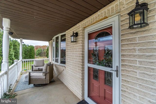 1772 MAHONING DR W, Lehighton, PA 18235