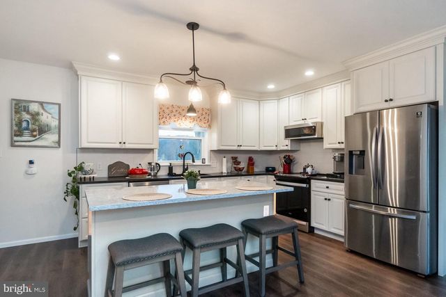 1772 MAHONING DR W, Lehighton, PA 18235