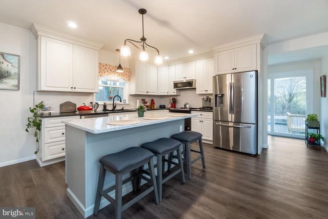 1772 MAHONING DR W, Lehighton, PA 18235