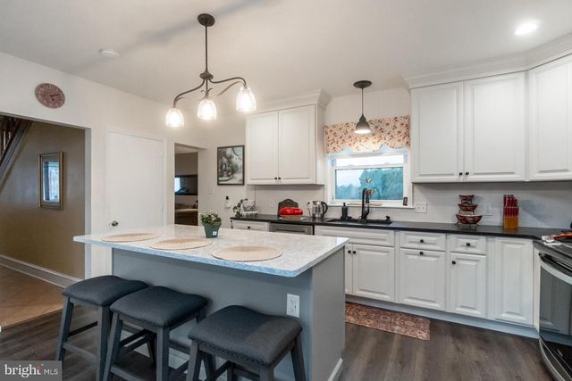 1772 MAHONING DR W, Lehighton, PA 18235