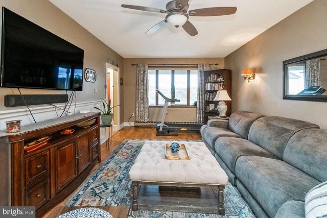 1772 MAHONING DR W, Lehighton, PA 18235