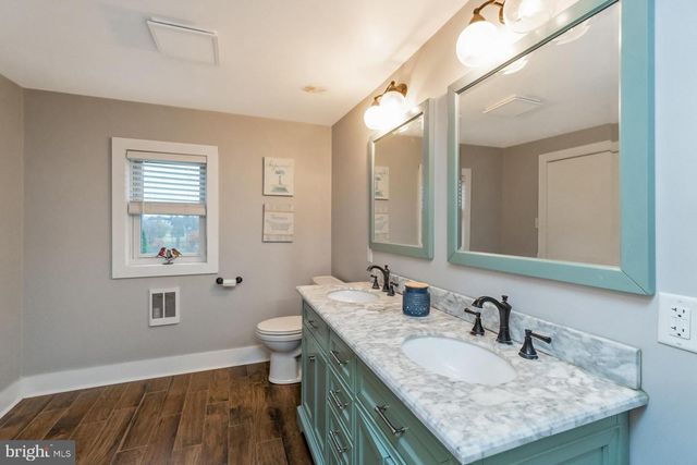 1772 MAHONING DR W, Lehighton, PA 18235