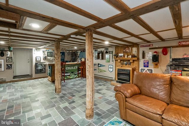 1772 MAHONING DR W, Lehighton, PA 18235