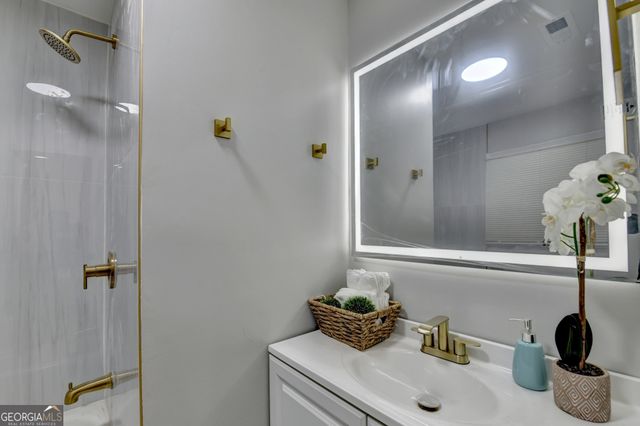 599 Westmeath, Atlanta, GA 30310