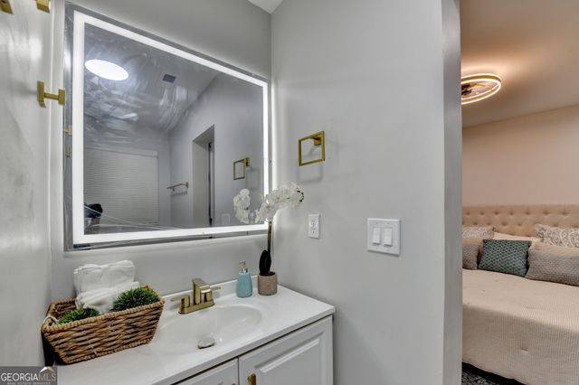 599 Westmeath, Atlanta, GA 30310