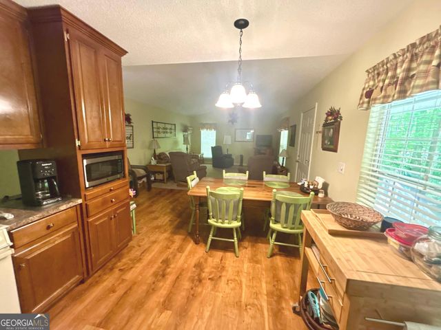 6569 Highway 356, Sautee Nacoochee, GA 30571