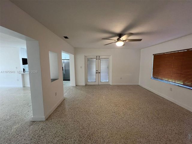 11959 SW 39th Ter, Miami, FL 33175