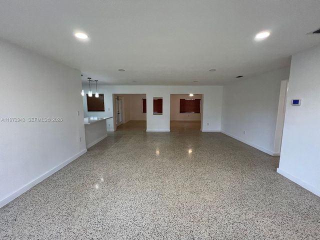 11959 SW 39th Ter, Miami, FL 33175