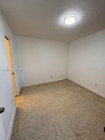 11959 SW 39th Ter, Miami, FL 33175