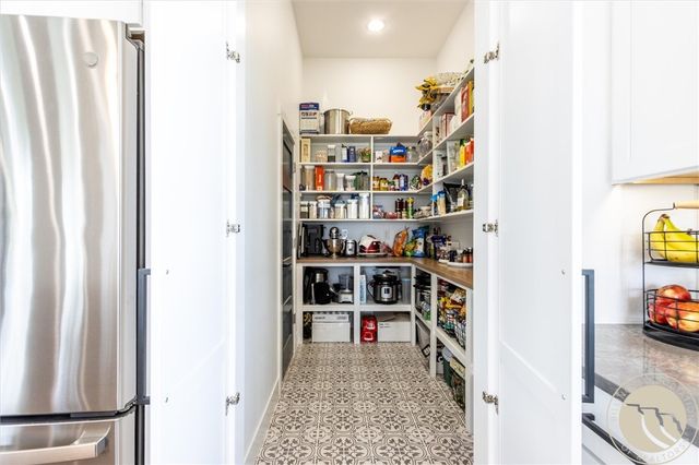 2913 Brookway Drive, Laurel, MT 59044