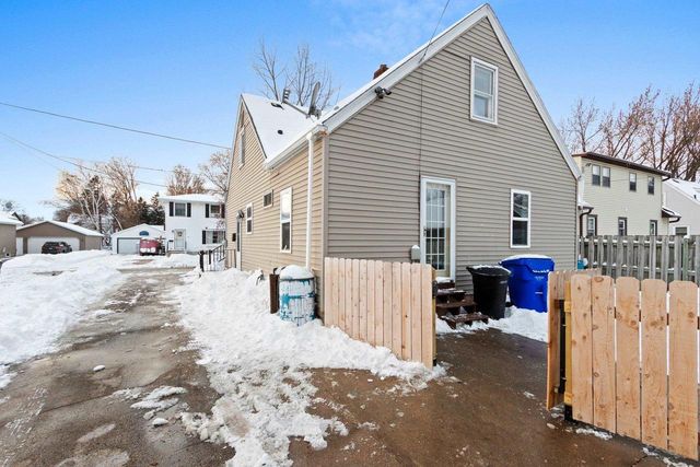 1604 N CLARK STREET, Appleton, WI 54911