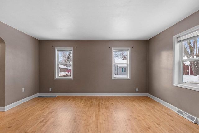 1604 N CLARK STREET, Appleton, WI 54911