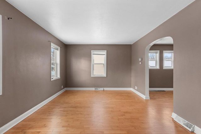 1604 N CLARK STREET, Appleton, WI 54911