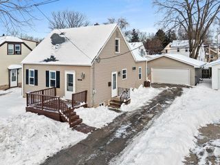 1604 N CLARK STREET, Appleton, WI 54911