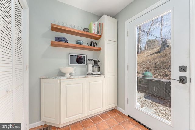 150 POPLAR RD, Newtown Square, PA 19073