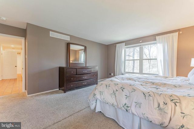 150 POPLAR RD, Newtown Square, PA 19073