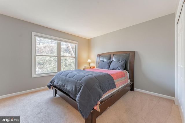 150 POPLAR RD, Newtown Square, PA 19073