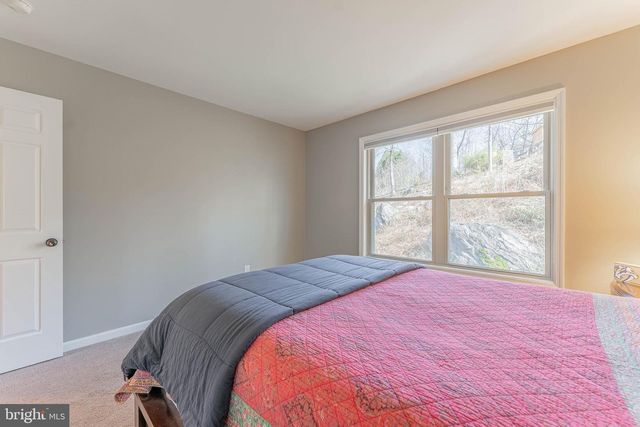 150 POPLAR RD, Newtown Square, PA 19073