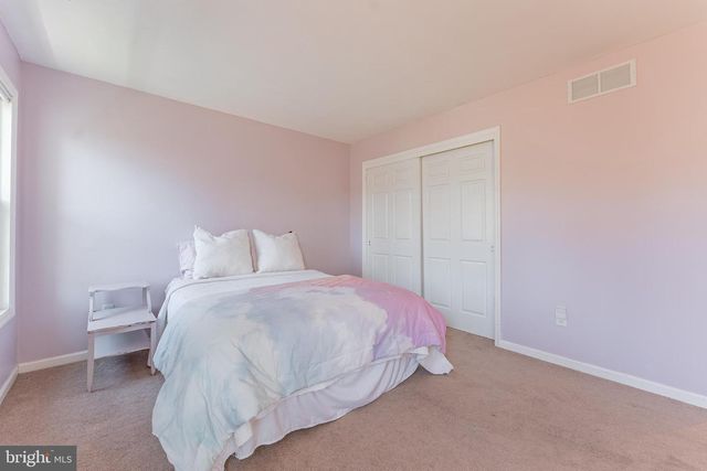 150 POPLAR RD, Newtown Square, PA 19073
