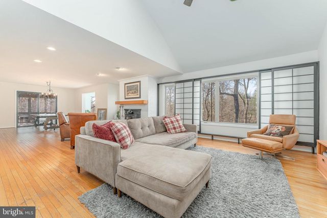150 POPLAR RD, Newtown Square, PA 19073