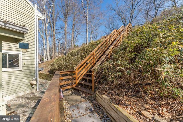 150 POPLAR RD, Newtown Square, PA 19073