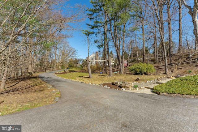 150 POPLAR RD, Newtown Square, PA 19073