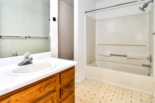 8488 Everett Way E, Arvada, CO 80005