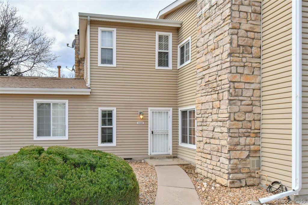 8488 Everett Way E, Arvada, CO 80005