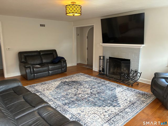 25 Morgan Street, Middletown, CT 06457