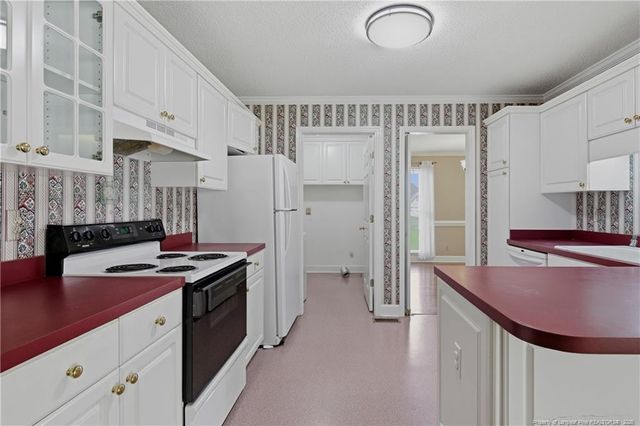 4645 Blue Sand Hill Road, Stedman, NC 28391